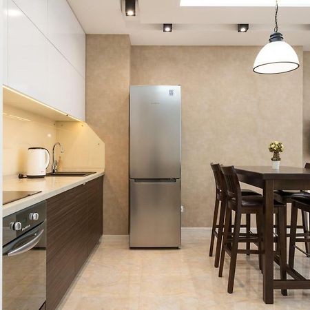 DeLuxe Apartment on Belorusskay Street Silver Tower Kiev Eksteriør bilde
