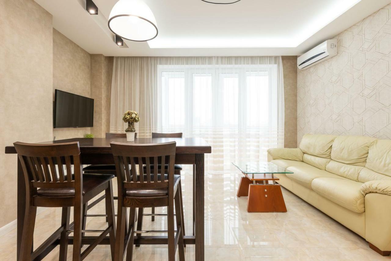 DeLuxe Apartment on Belorusskay Street Silver Tower Kiev Eksteriør bilde